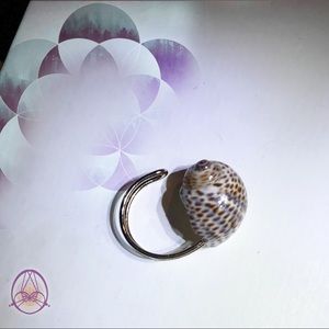 Leopard Shell Ring